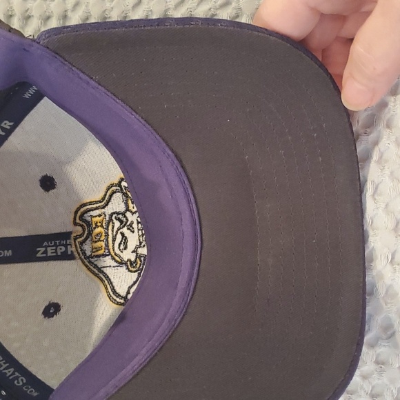 ECU Hat Size S - Picture 4 of 5